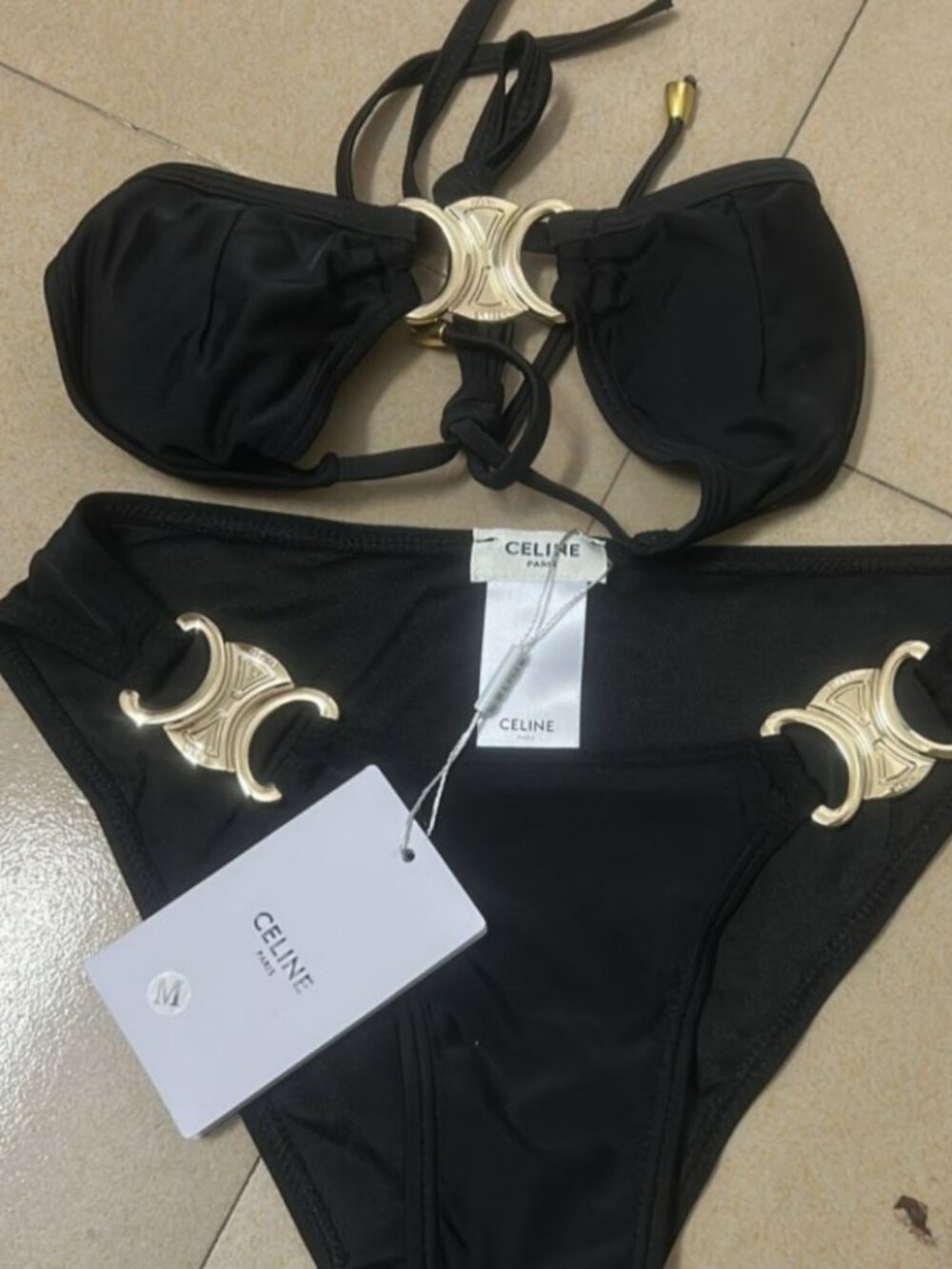 Celine bekini - Picture 2 of 2